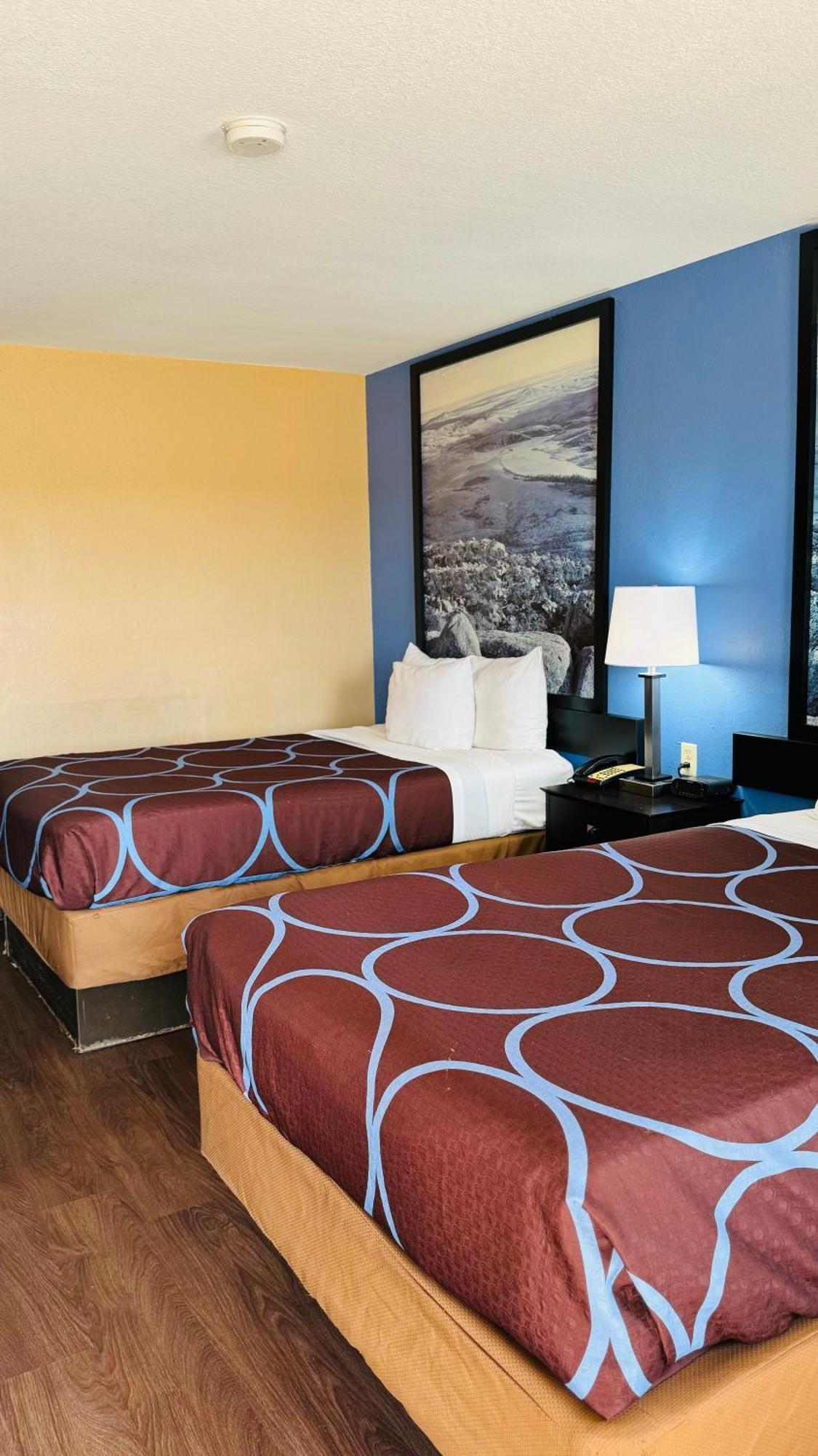 ซูเปอร์ 8 บาย วินด์แฮม เฮนรีเอตทา Motel Henryetta ภายนอก รูปภาพ